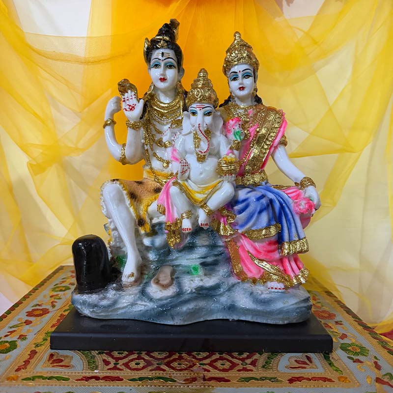 शिव परिवार मूर्ति (श्री गणेश एवं शिवलिंग संग) – 7-दिवसीय प्राण प्रतिष्ठित