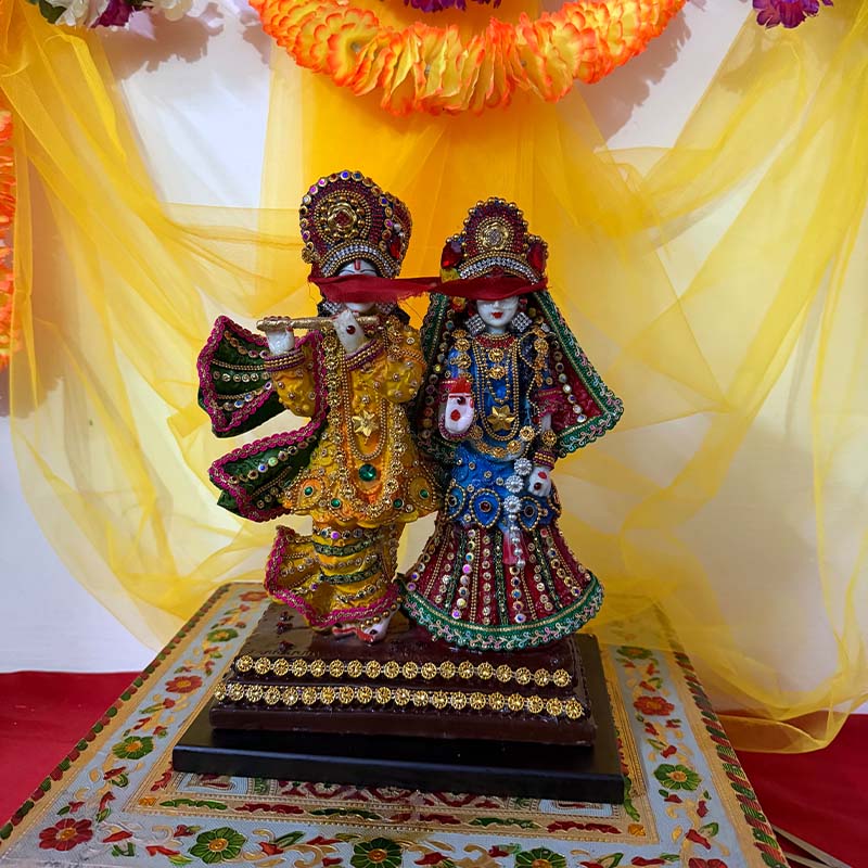 रॉयल शृंगार राधा कृष्ण युगल मूर्ति – 7-दिवसीय प्राण प्रतिष्ठित