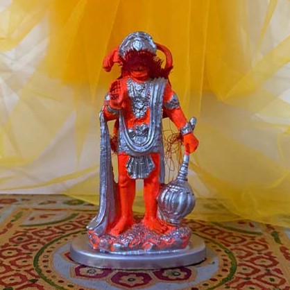 सिंदूरी केसरी हनुमान जी मूर्ति (सिल्वर शृंगार) – 7-दिवसीय प्राण प्रतिष्ठित